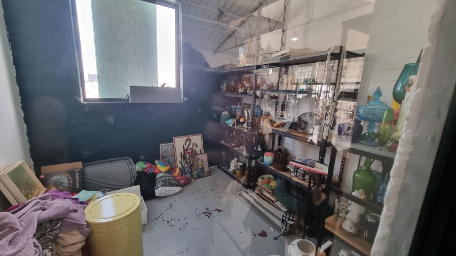To Let Commercial Property for Rent in Woodstock Western Cape